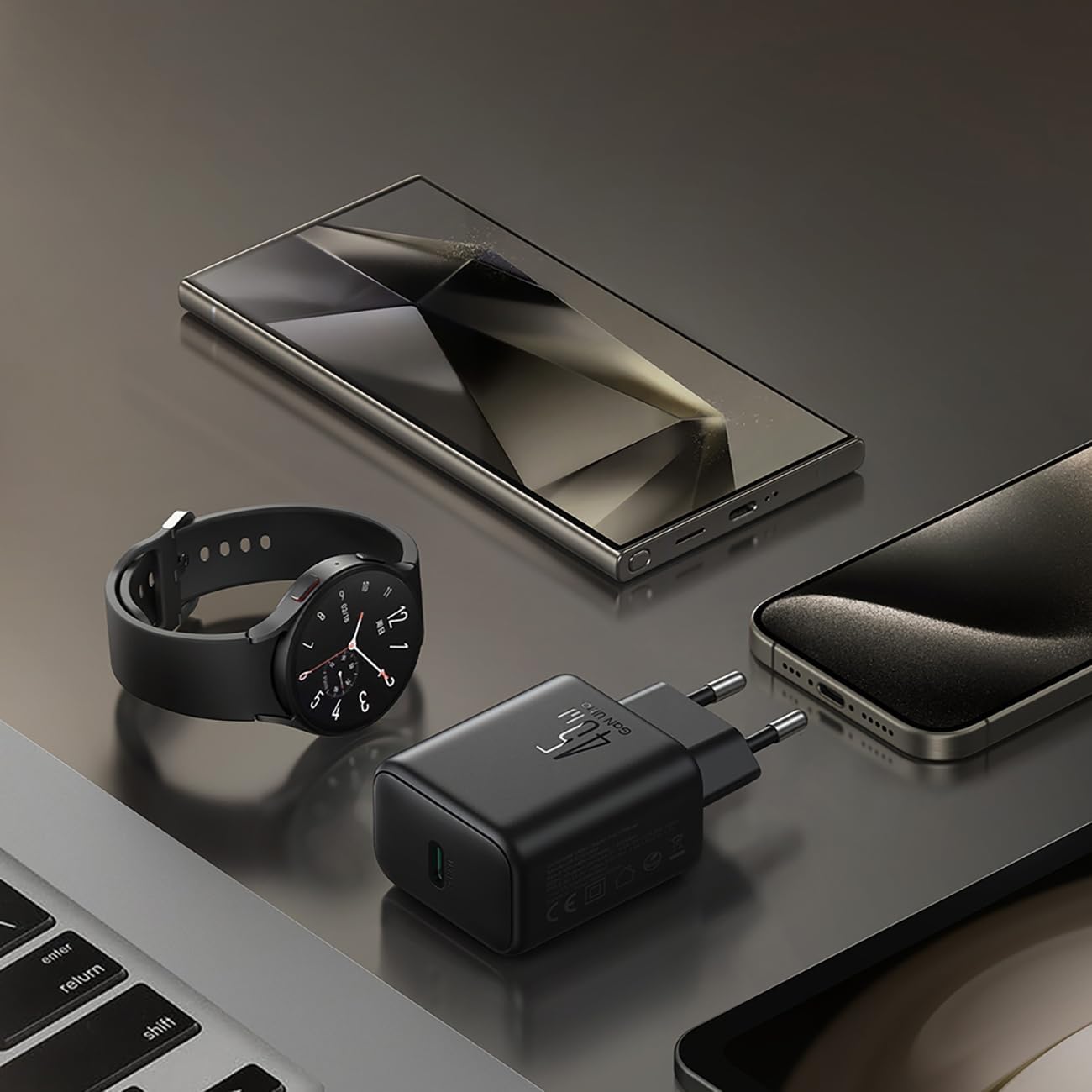 Joyroom JR-TCG13 45W GaN USB-C Fast Charger – Black